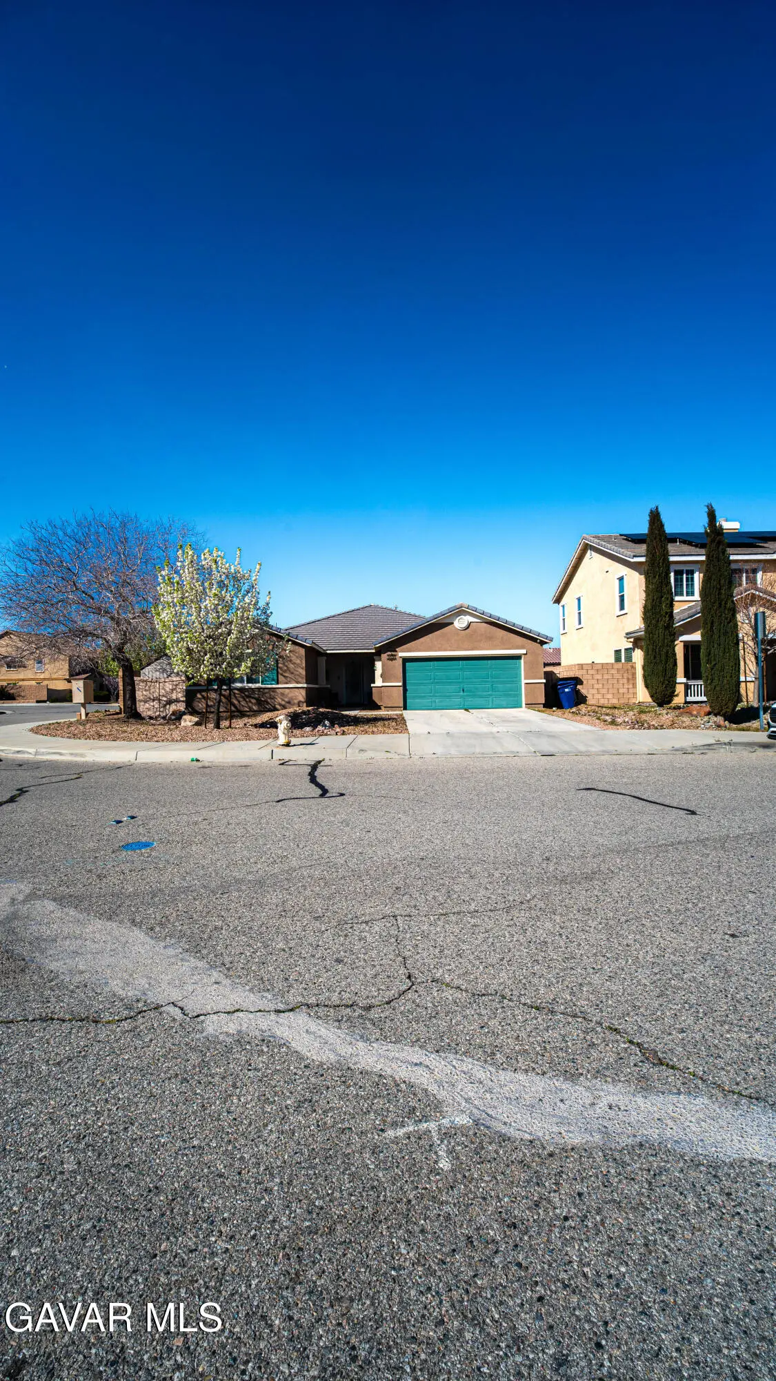 3525 E Avenue J3, Lancaster, CA 93535 - #1