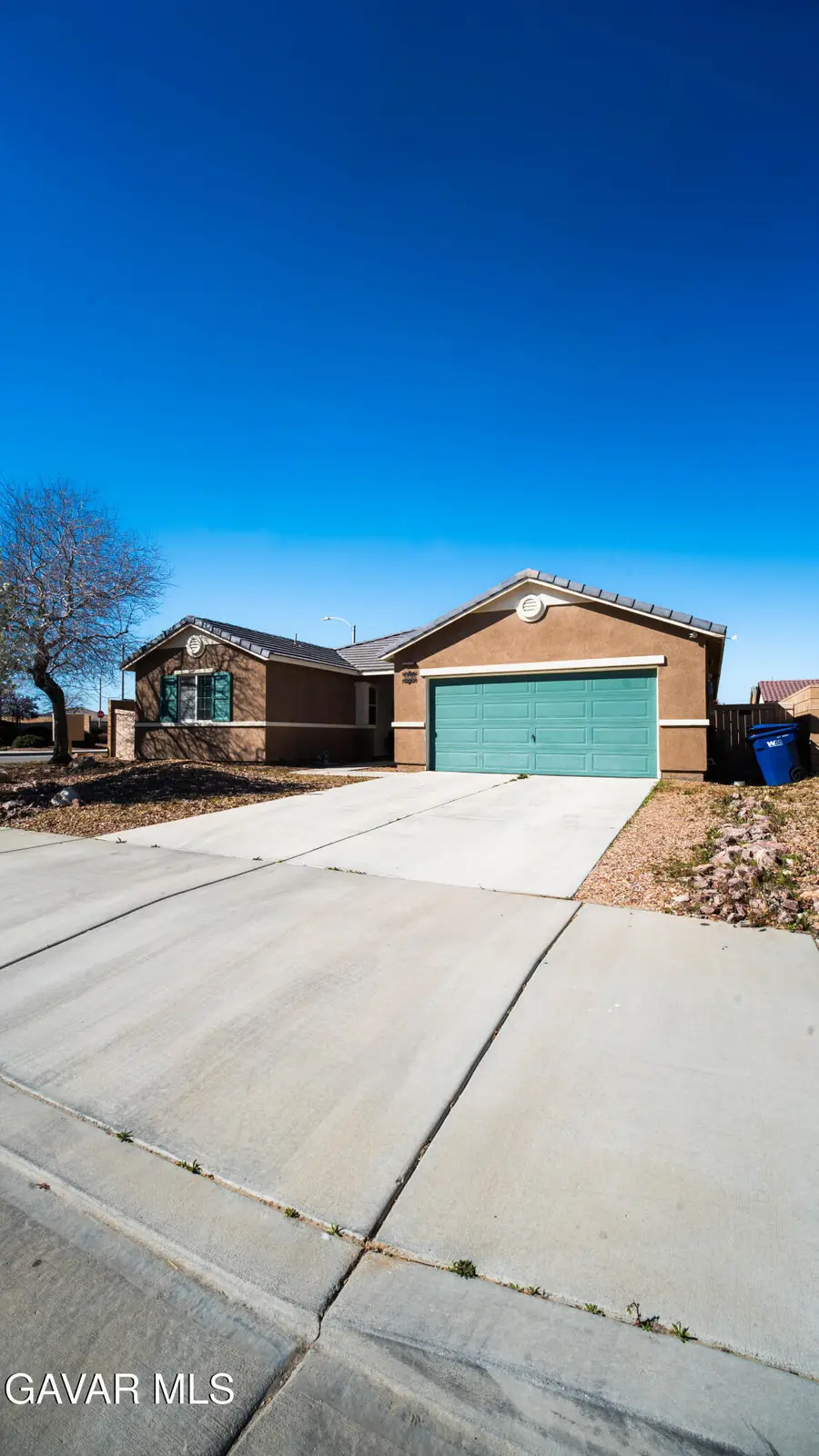 3525 E Avenue J3, Lancaster, CA 93535 - #2