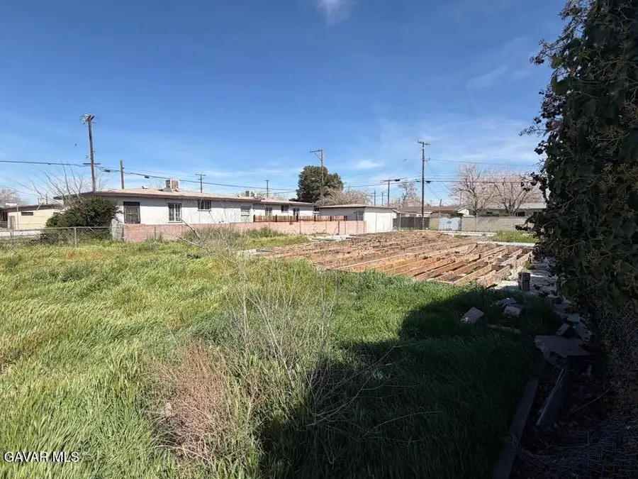 45356 10th Street W, Lancaster, CA 93534 - #3