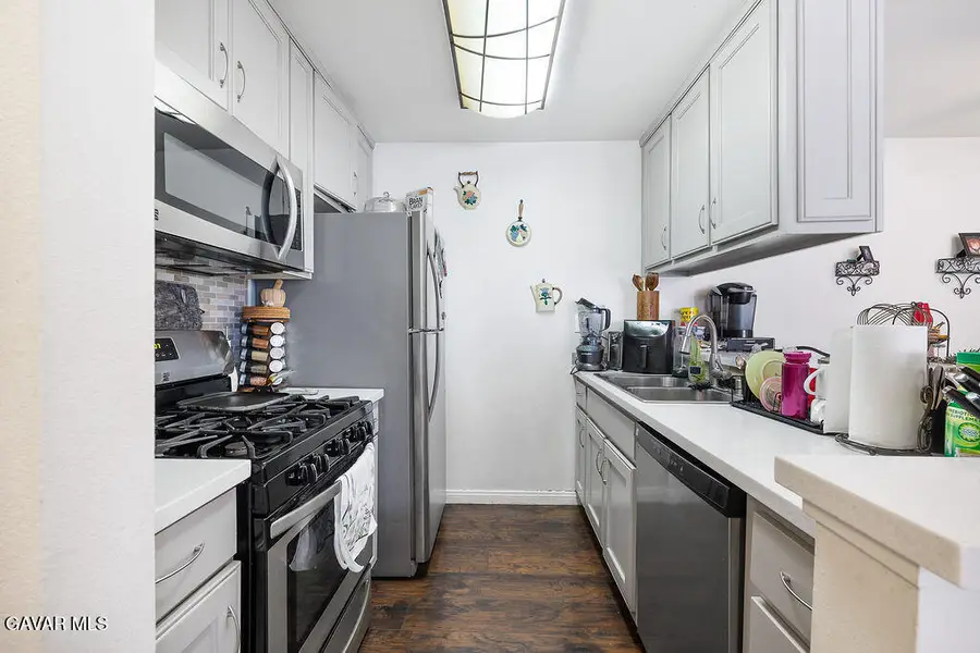 8601 International #Unit 265, Canoga Park, CA 91304 - #2