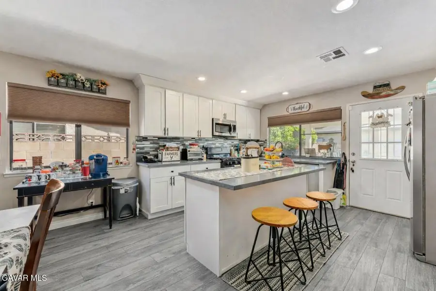 44804 Lorimer Avenue, Lancaster, CA 93534 - #2