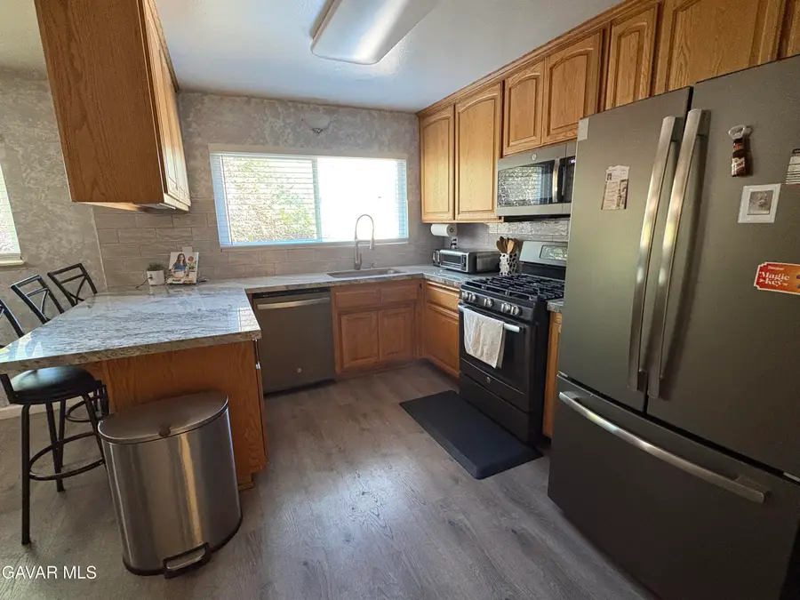 554 W Avenue J11, Lancaster, CA 93534 - #3