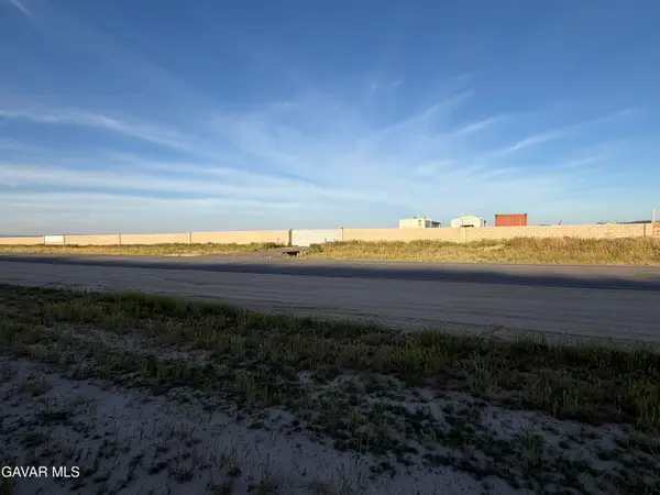 Ave F4 & Challenger Wy Way, Lancaster, CA 93535