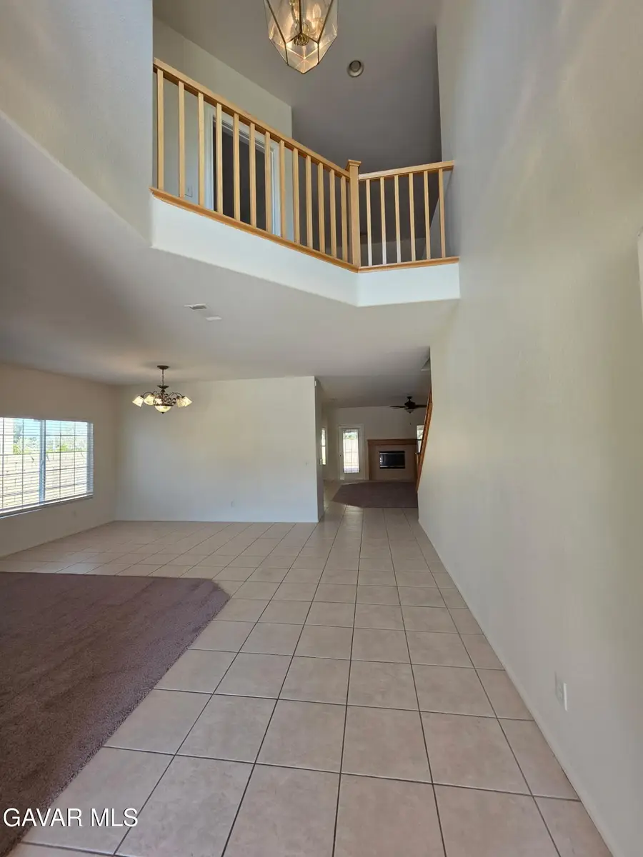 3321 Sungate Drive, Palmdale, CA 93551 - #2
