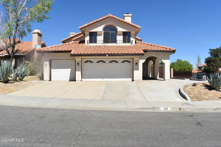 325 Rainbow, Palmdale, CA 93551 - #2
