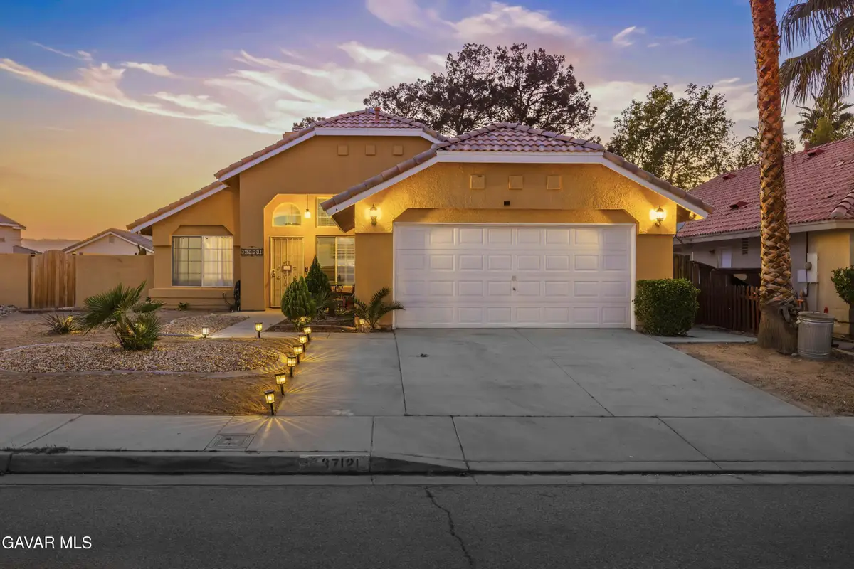 37121 Golden Oak Drive, Palmdale, CA 93552 - #1