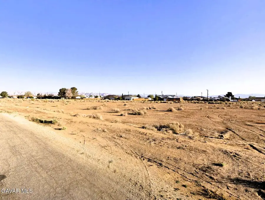 8553 Heather Avenue, California City, CA 93505 - #3