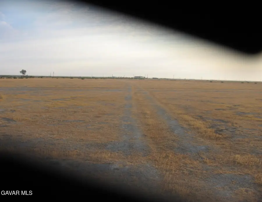 None, Wasco, CA 93280 - #3