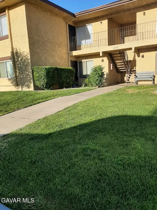 42935 W 15th St West Street #11, Lancaster, CA 93534