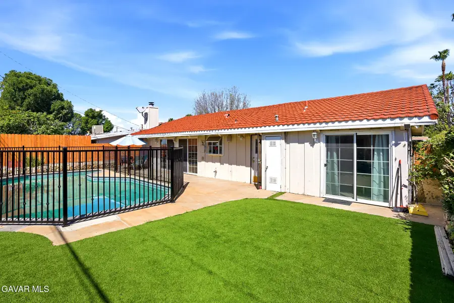 15708 Horace Street, Granada Hills, CA 91344 - #2