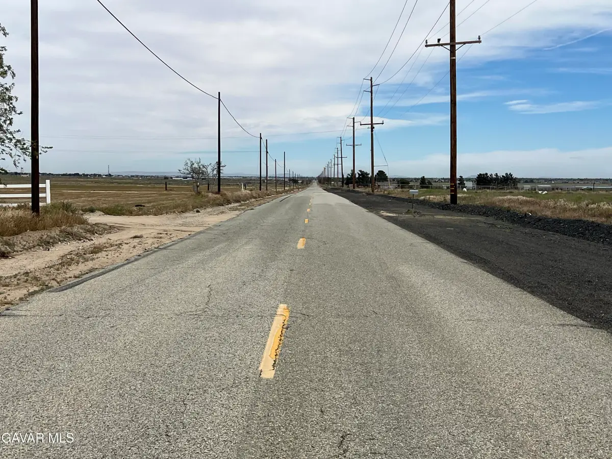 Ave J Pav Vic 85th Stw, Del Sur, CA 93536 - #1