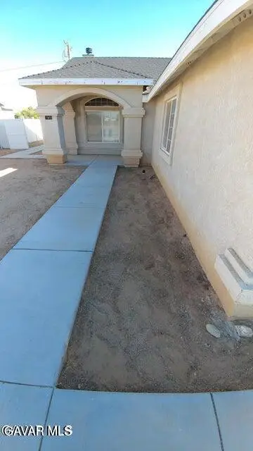 9137 Evelyn Avenue, California City, CA 93505 - #2