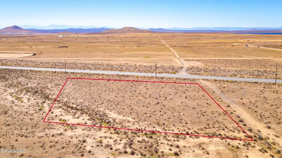 0 20th St E, Mojave, CA 93501 - #3