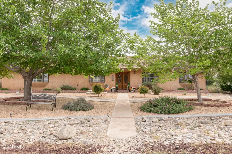 2212 W Avenue O8, Palmdale, CA 93551 - #3