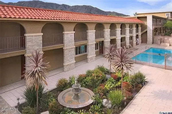 3220 Altura Avenue #Apt 331, La Crescenta, CA 91214