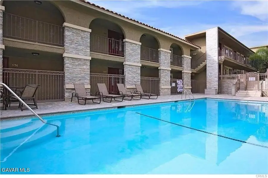 3220 Altura Avenue #Apt 331, La Crescenta, CA 91214 - #3