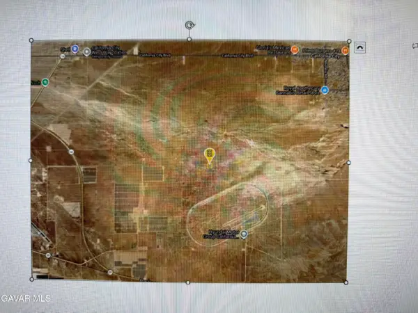 02 Rosewood Boulevard, California City, CA 93505