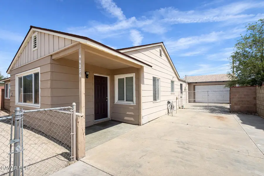 44226 2nd Street, Lancaster, CA 93535 - #3