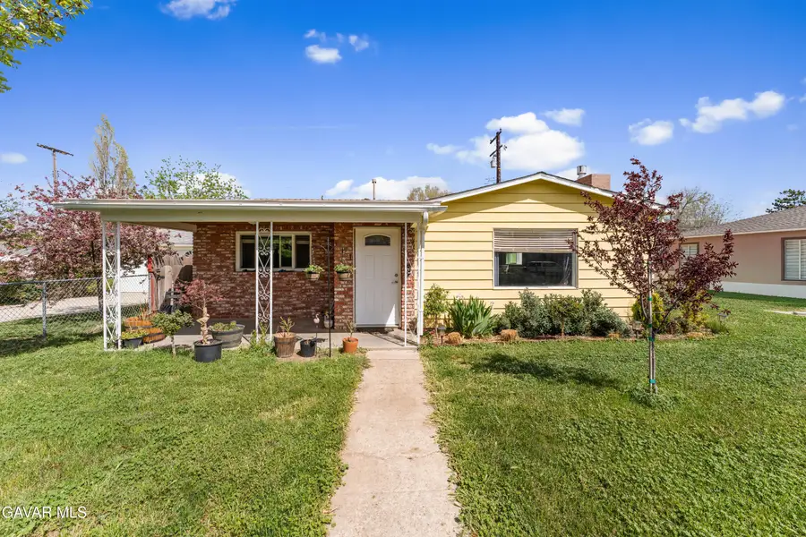 107 Brentwood Drive, Tehachapi, CA 93561 - #2