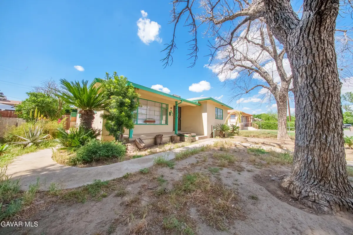 2709 Peerless Avenue, Bakersfield, CA 93308 - #1