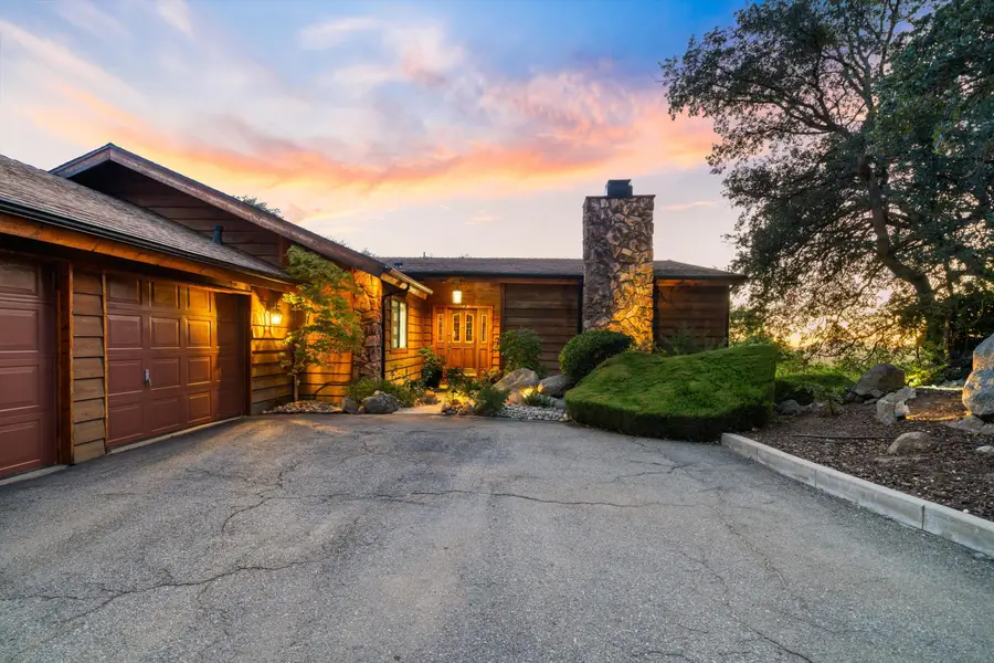 24100 Sorrel Court, Tehachapi, CA 93561 - #2