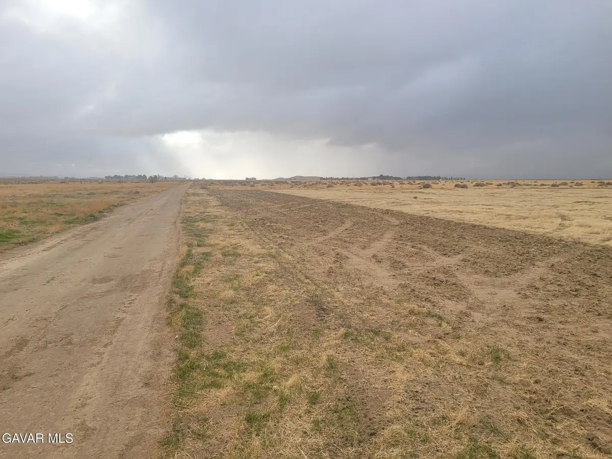 Cor Avenue C Vic 72 Stw, Lancaster, CA 93536 - #1