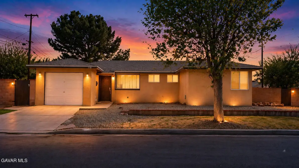 1140 W Avenue H12, Lancaster, CA 93534 - #1