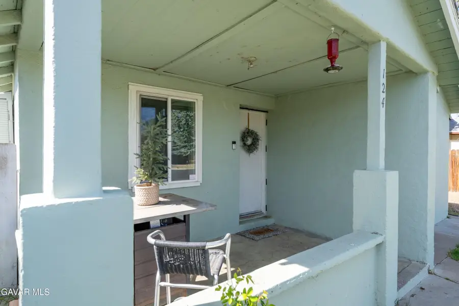 124 E I Street, Tehachapi, CA 93561 - #3