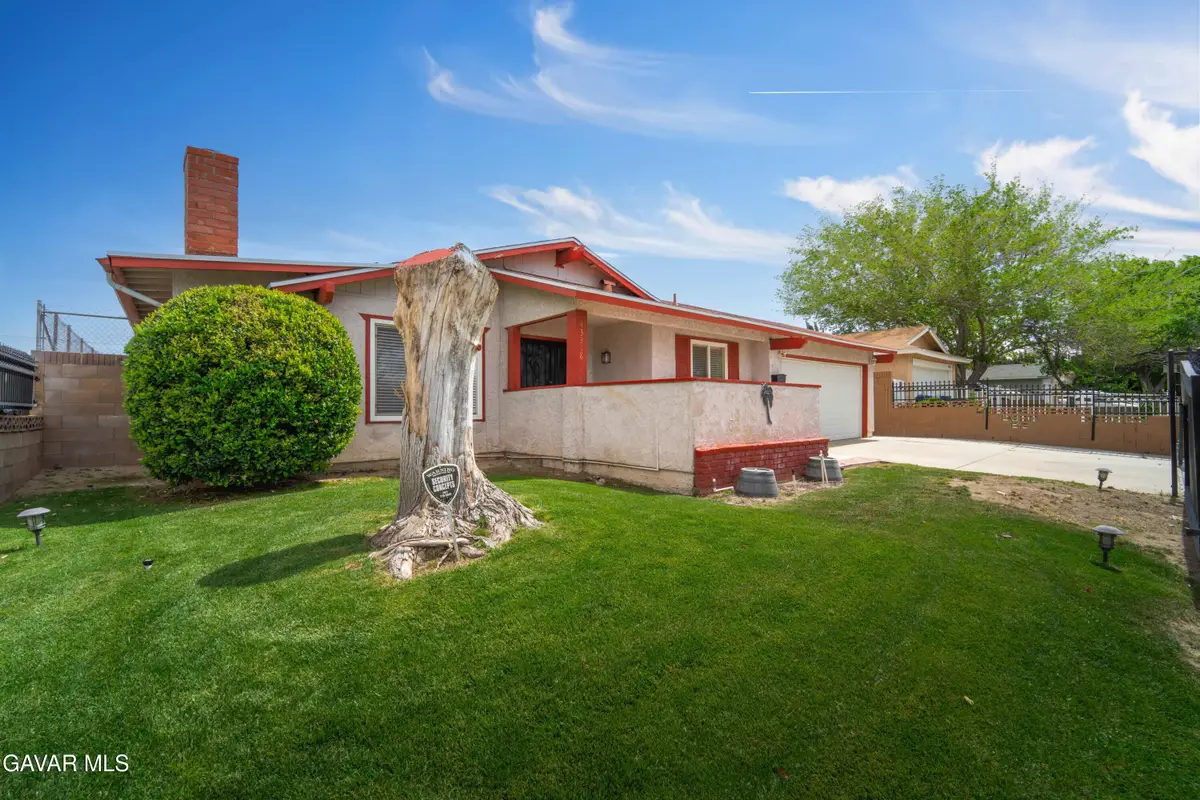 43318 Fenner Avenue, Lancaster, CA 93536 - #1