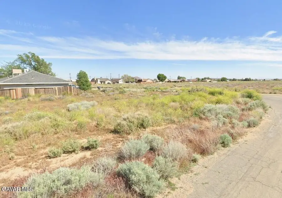 7901 Kalmia Avenue, California City, CA 93505 - #2