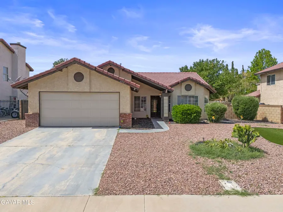43711 16th Street, Lancaster, CA 93535 - #2