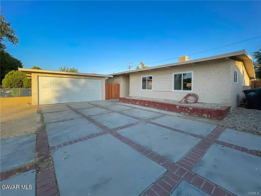 1408 W Avenue H15, Lancaster, CA 93534 - #2