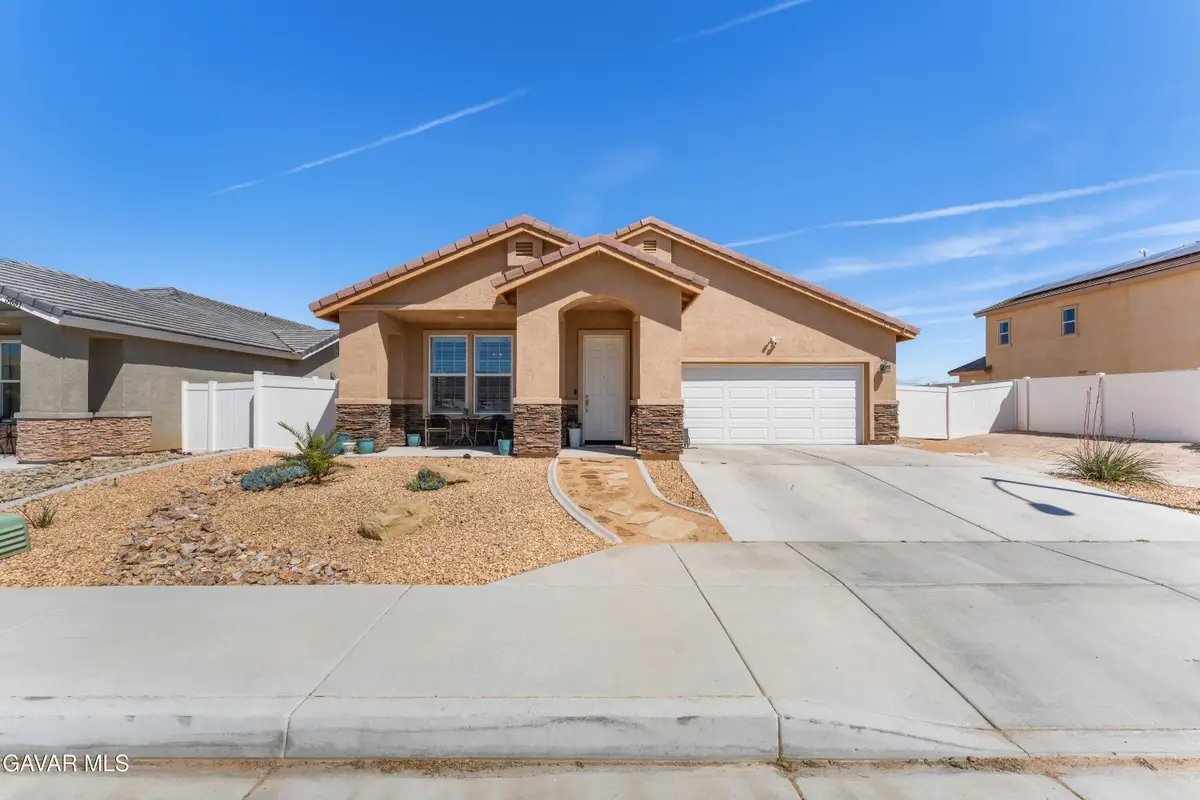 5645 W Avenue J15, Lancaster, CA 93536 - #1