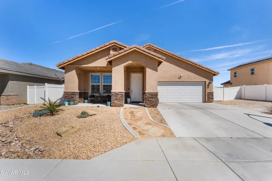 5645 W Avenue J15, Lancaster, CA 93536 - #2