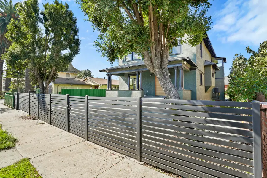 2745 Kenwood Avenue, Los Angeles, CA 90007 - #2