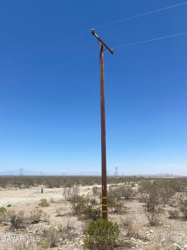 0 E 165 Vic Avenue S9 Ste Street, Palmdale, CA 93591