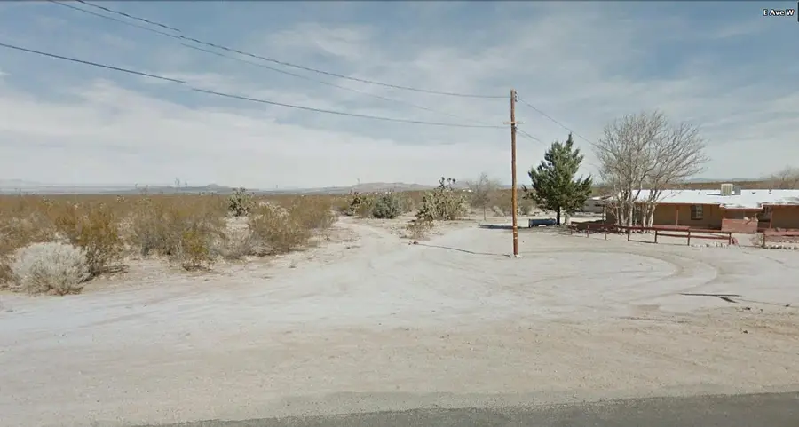 136 E Ste Vic Avenue V12 Ste, Pearblossom, CA 93553 - #3