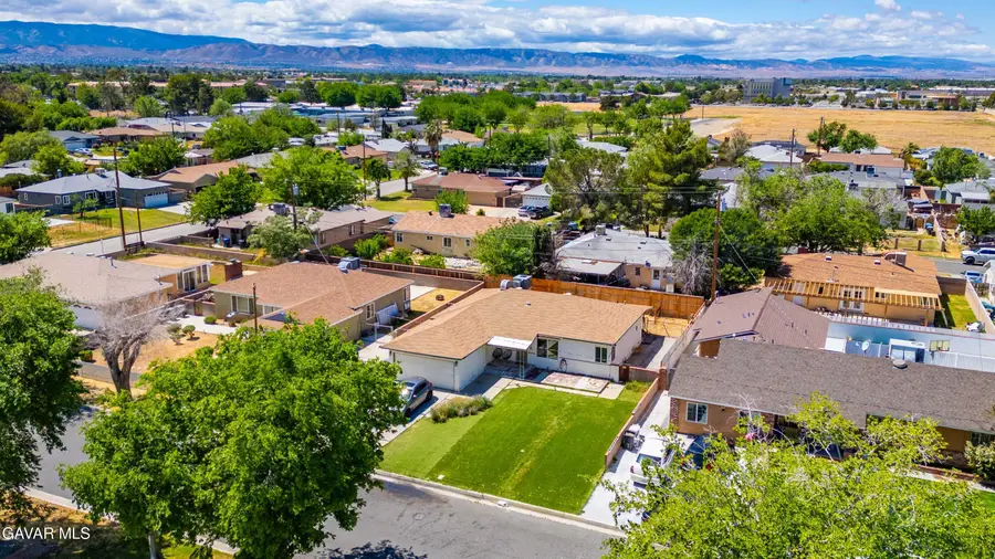 44135 11th Street, Lancaster, CA 93534 - #2