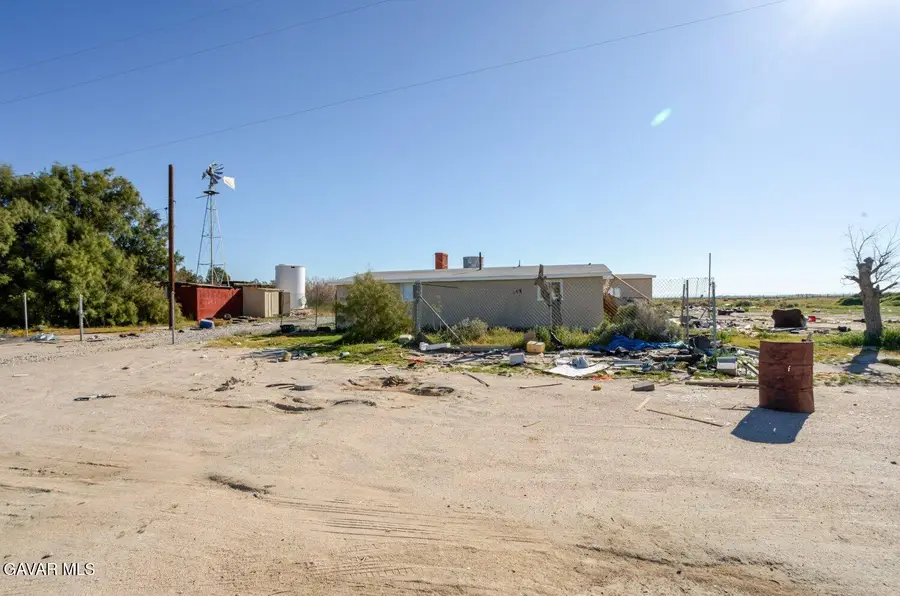 3353 W Avenue C, Lancaster, CA 93536 - #3