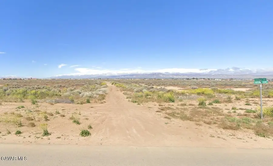 9351 Evergreen Avenue, California City, CA 93505 - #2