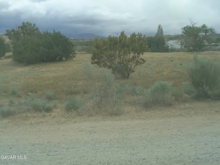 3500 E Ave T 6, Palmdale, CA 93550 - #2