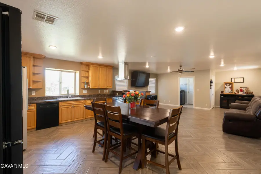 37551 E 29th Street, Palmdale, CA 93550 - #3