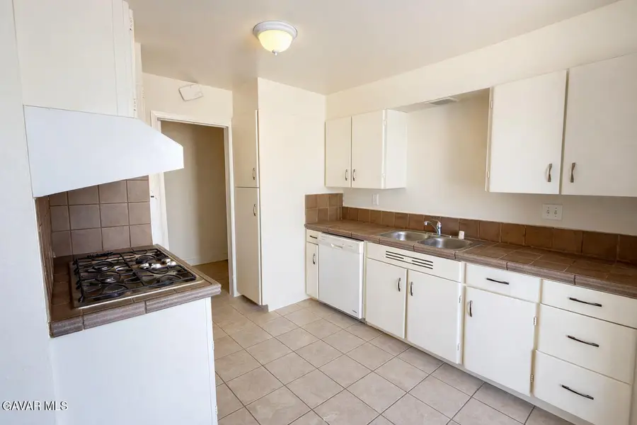 44502 2nd Street, Lancaster, CA 93535 - #3