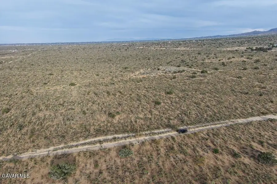 0 223rd St E, Llano, CA 93544 - #2