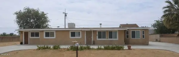 8038 Hemlock Avenue, California City, CA 93505