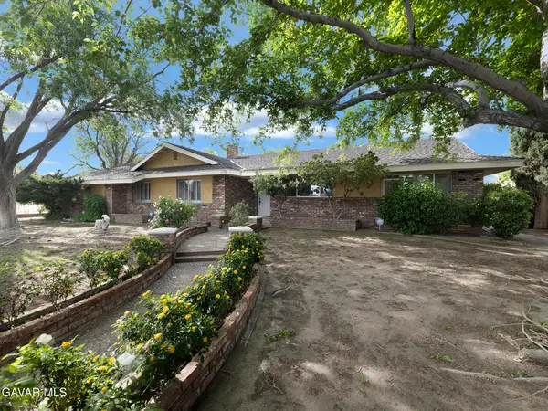 1150 E Lancaster Boulevard, Lancaster, CA 93535