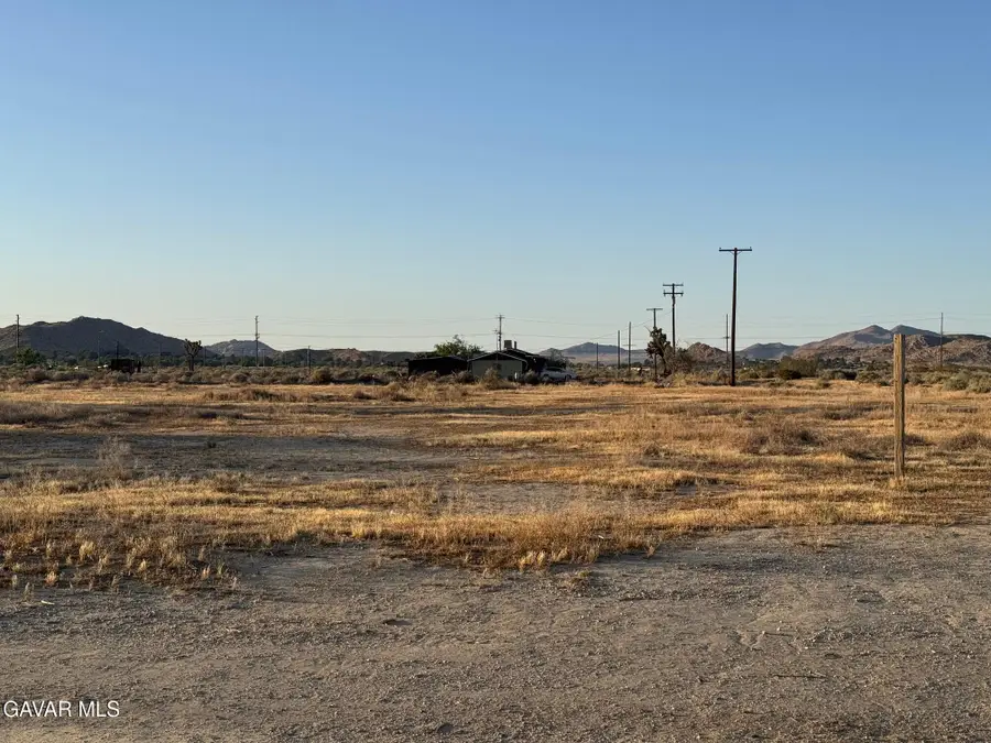 Cor Avenue Q12 171 Ste, Palmdale, CA 93591 - #3