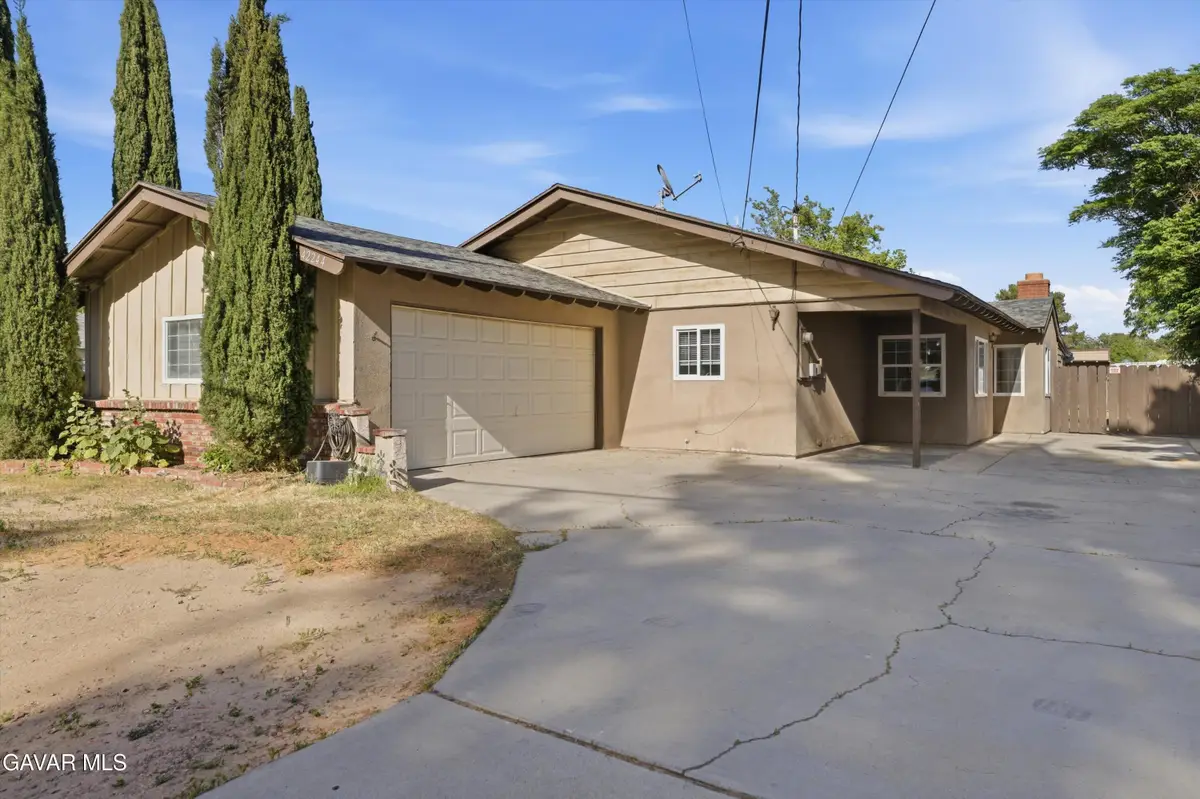 42244 W 55th Street, Quartz Hill, CA 93536 - #1