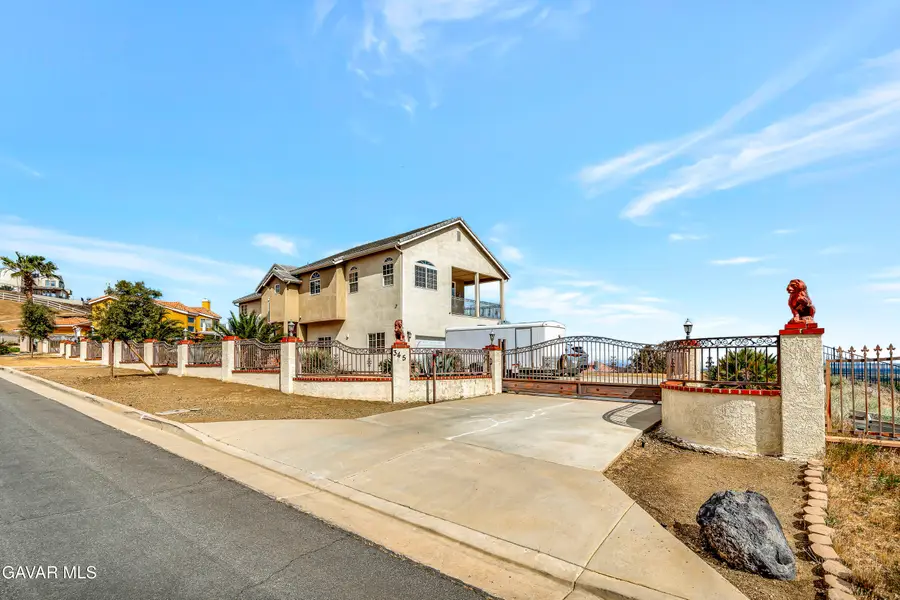 345 Lakeview Drive, Palmdale, CA 93551 - #3