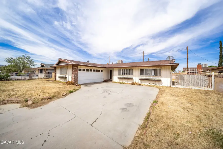 139 E Avenue Q7, Palmdale, CA 93550 - #2